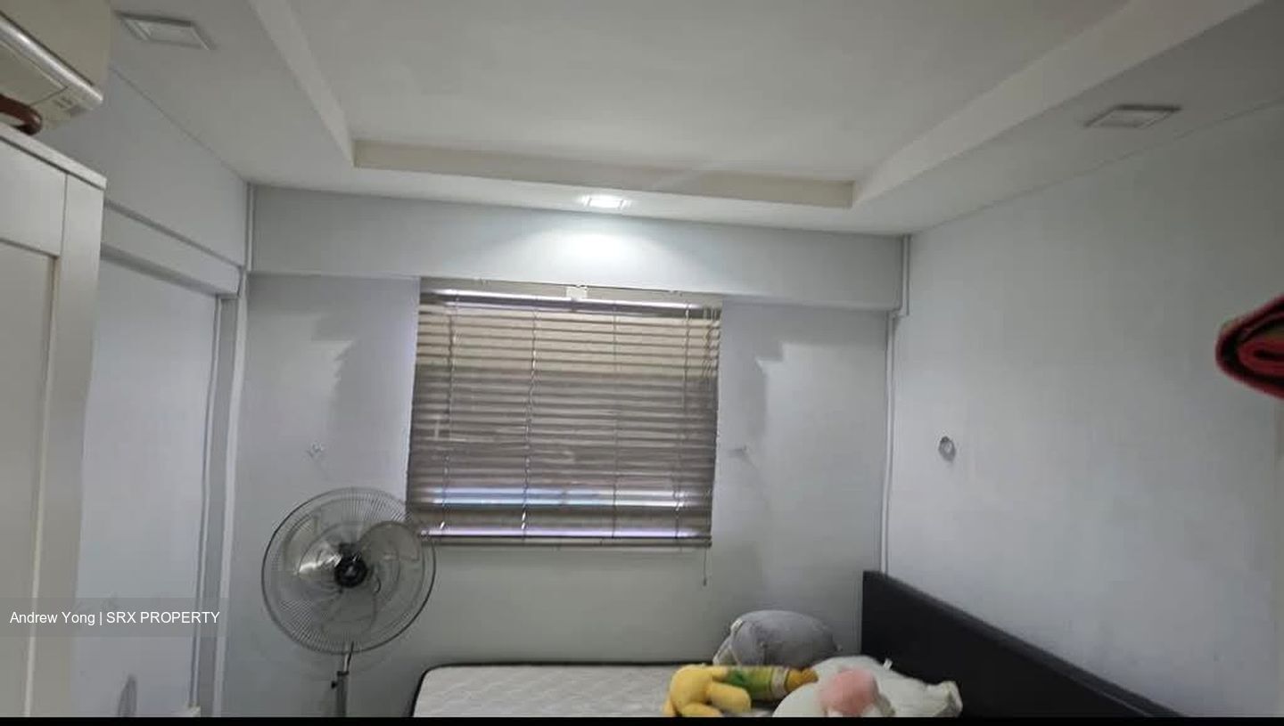 Blk 166 Woodlands Street 13 (Woodlands), HDB 3 Rooms #581357861